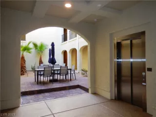 Photo #4: 2538634 Listing 