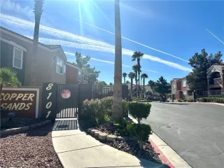 Photo #1: 2538636 Listing 