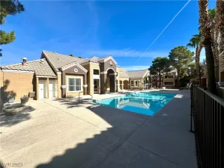 Photo #6: 2538636 Listing 