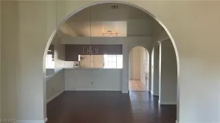 Photo #3: 2538649 Listing