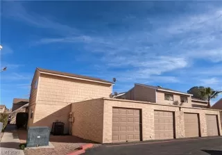 Photo #2: 2538666 Listing 