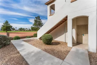 Photo #3: 2538669 Listing