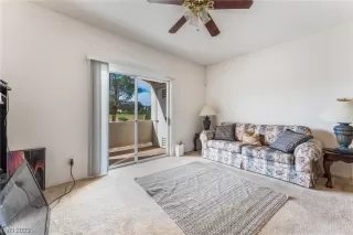 Photo #6: 2538669 Listing