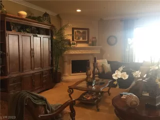 Photo #4: 2538679 Listing 