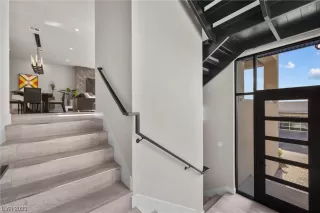 Photo #3: 2538711 Listing 