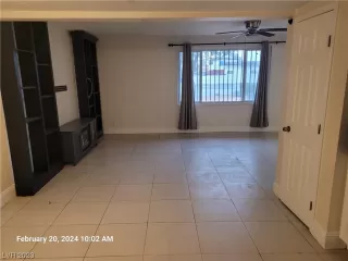 Photo #3: 2538714 Listing