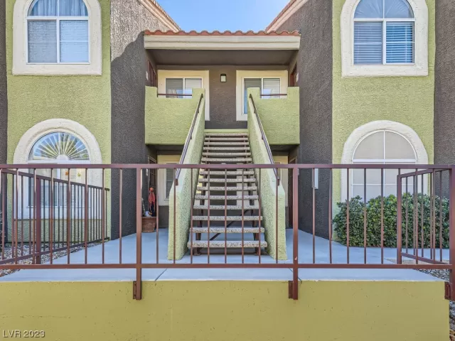 MLS: 2538727 Condo For Sale