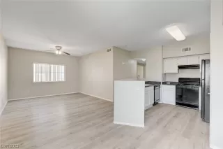 Photo #4: 2538743 Listing