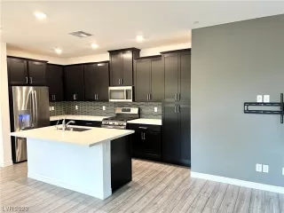 Photo #4: 2538792 Listing 
