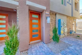 Photo #1: 2538796 Listing