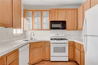 Photo #5: 2538805 Listing 