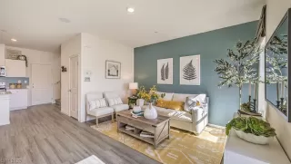 Photo #6: 2538811 Listing