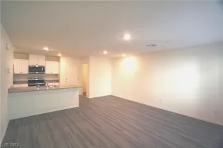 Photo #2: 2538813 Listing 