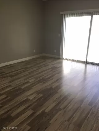 Photo #6: 2538823 Listing 