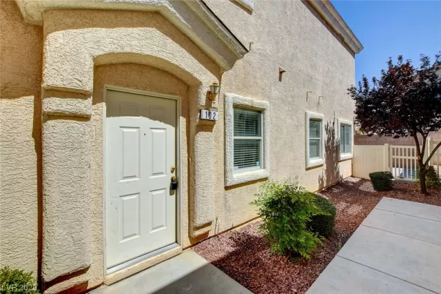 MLS: 2538850 Condo For Sale