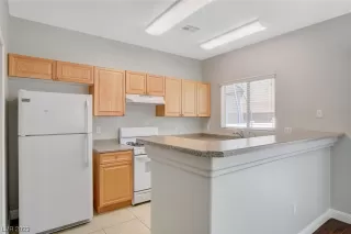 Photo #6: 2538850 Listing 