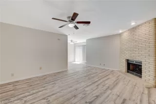 Photo #4: 2538852 Listing 