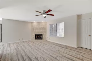 Photo #5: 2538852 Listing 