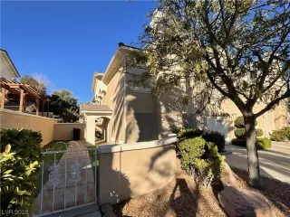 Photo #1: 2538875 Listing 