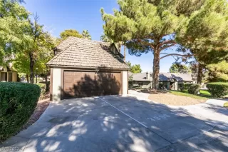 Photo #1: 2538886 Listing