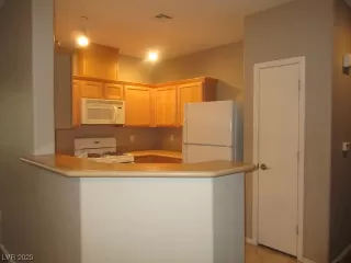 Photo #2: 2538890 Listing 