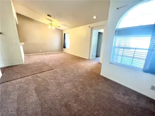 Photo #2: 2538899 Listing 