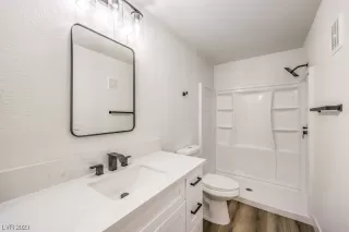 Photo #2: 2538908 Listing 