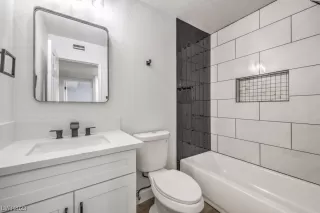 Photo #3: 2538908 Listing 