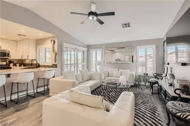 MLS: 2538922 Condo For Sale