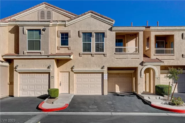 MLS: 2538926 Condo For Sale