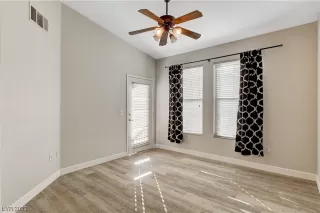 Photo #6: 2538926 Listing