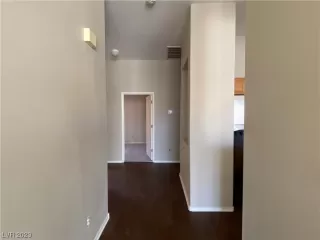 Photo #5: 2538940 Listing 