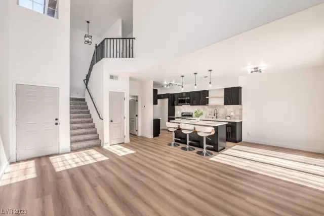 MLS: 2538943 Condo For Sale