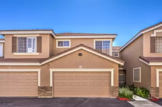 Photo #5: 2538943 Listing