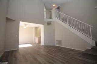 Photo #5: 2538952 Listing 