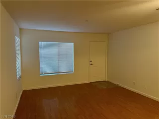 Photo #3: 2538960 Listing 