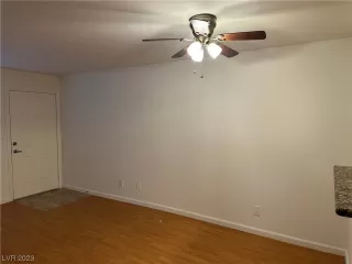 Photo #4: 2538960 Listing 