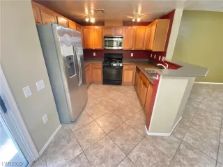 Photo #2: 2539003 Listing 