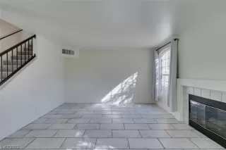 Photo #3: 2539013 Listing 