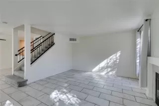 Photo #4: 2539013 Listing 