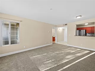 Photo #3: 2539044 Listing