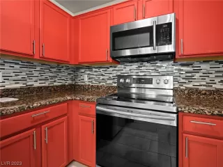 Photo #6: 2539044 Listing