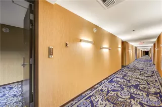 Photo #6: 2539046 Listing