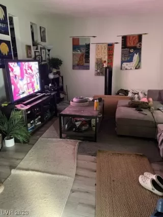 Photo #3: 2539070 Listing