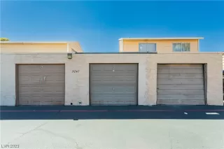 Photo #2: 2539111 Listing 