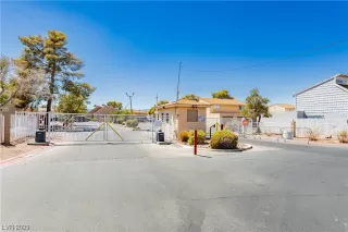 Photo #3: 2539111 Listing 