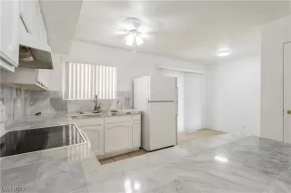 Photo #6: 2539111 Listing 