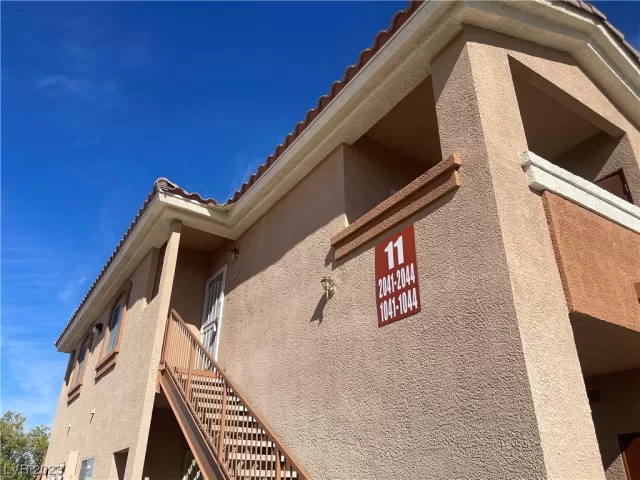 MLS: 2539112 Condo For Sale