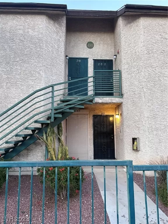 MLS: 2539113 Condo For Sale