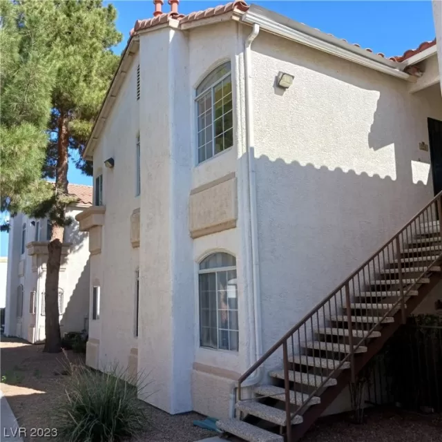 MLS: 2539140 Condo For Sale